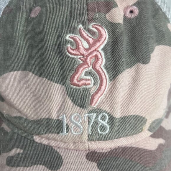 Browning Camo Trucker Hat Mesh Back Pink Gray Embroidered Logo Adjustable - Picture 4 of 8